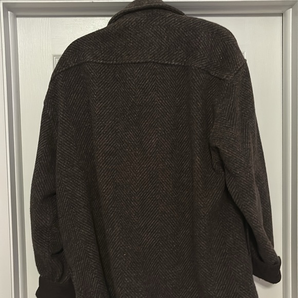 Brown Abercrombie and fitch coat great for winter - Picture 4 of 4